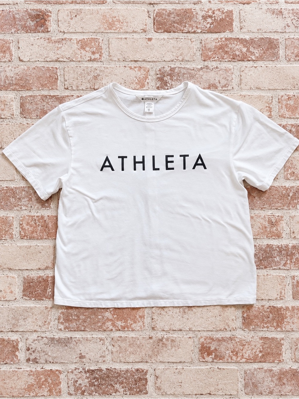 Athleta White Cropped Tee